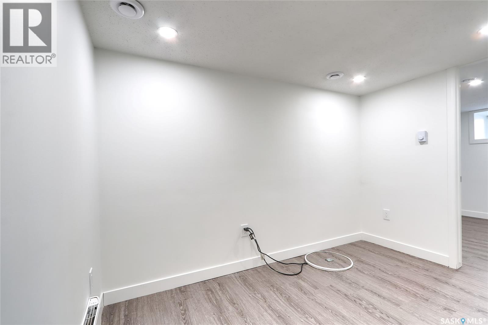 1112 Montague Street, Regina, Saskatchewan  S4T 7V9 - Photo 18 - SK031295