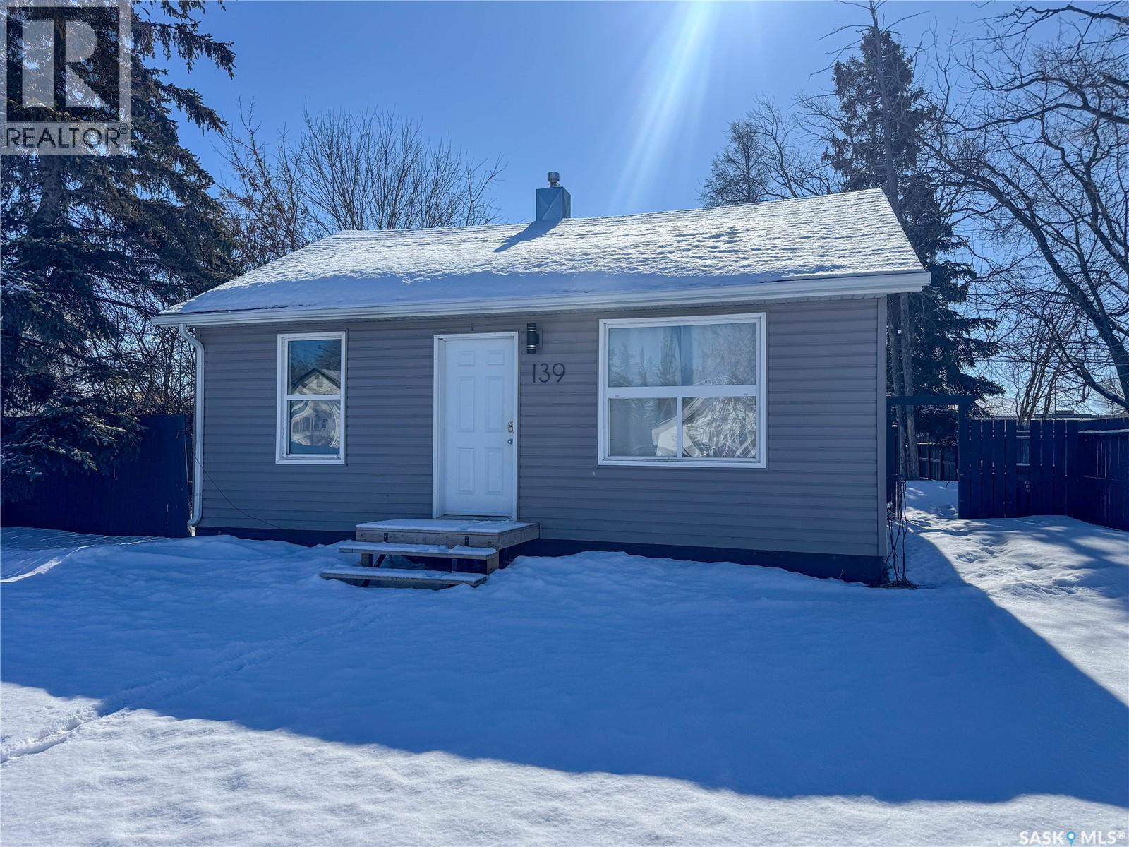 139 29th STREET W, prince albert, Saskatchewan