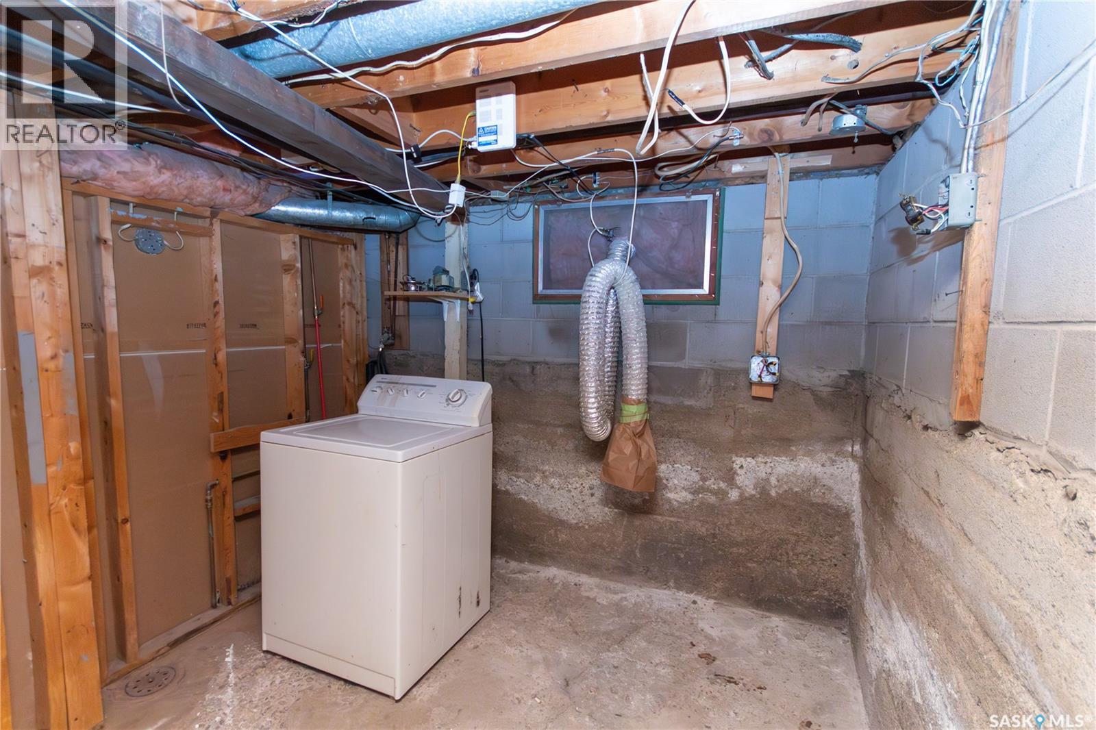 1202 106th Street, North Battleford, Saskatchewan  S9A 1X2 - Photo 11 - SK031215