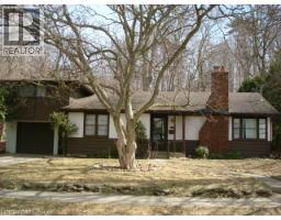 135 GLENFOREST Road, Cambridge, Ontario