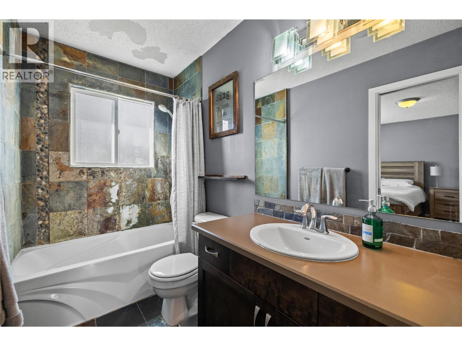 909 Grenfell Court, Kelowna, British Columbia  V1Y 8C5 - Photo 13 - 10379896