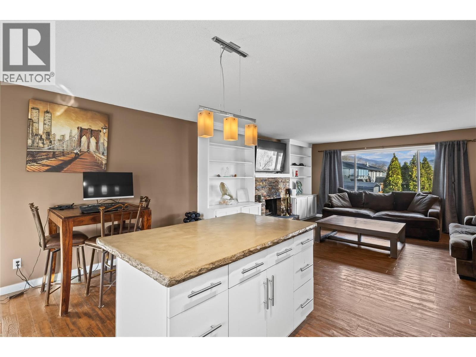 909 Grenfell Court, Kelowna, British Columbia  V1Y 8C5 - Photo 10 - 10379896