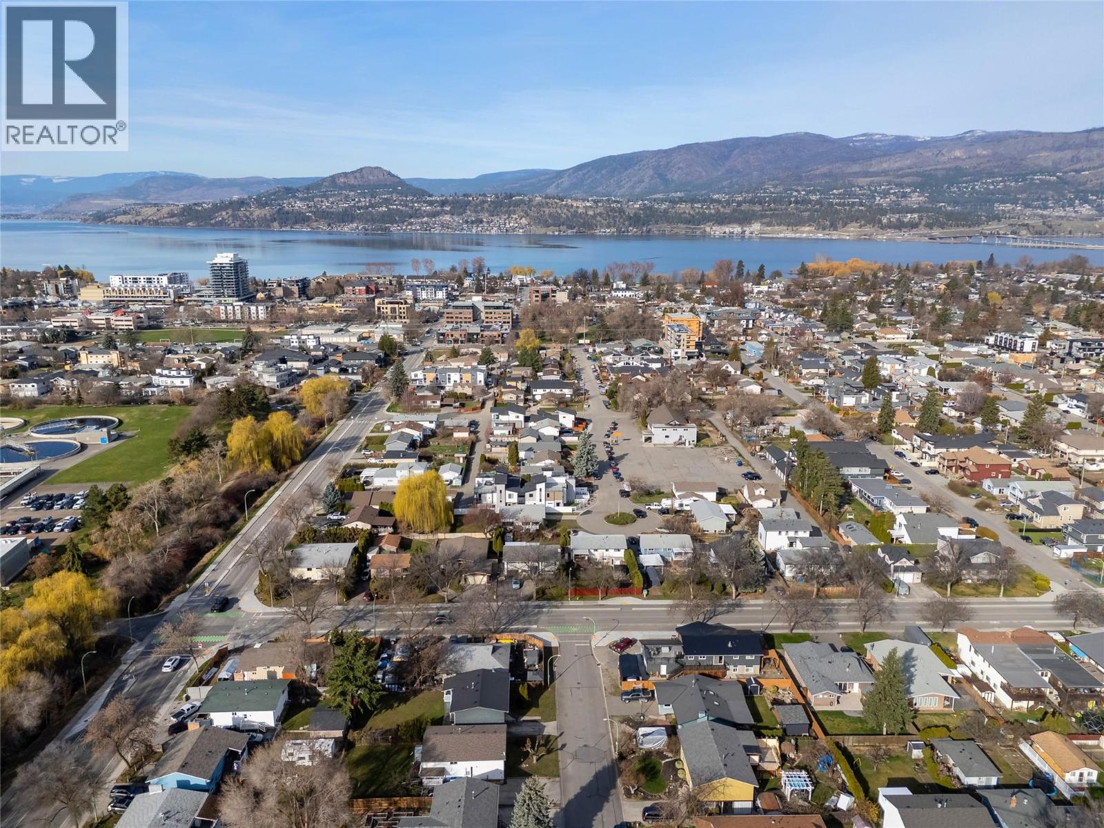 909 Grenfell Court, Kelowna, British Columbia  V1Y 8C5 - Photo 30 - 10379896