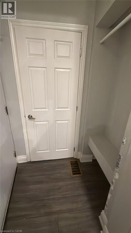 70 Victoria Avenue S Unit# 4, Hamilton, Ontario  L8N 2S7 - Photo 3 - 40814109