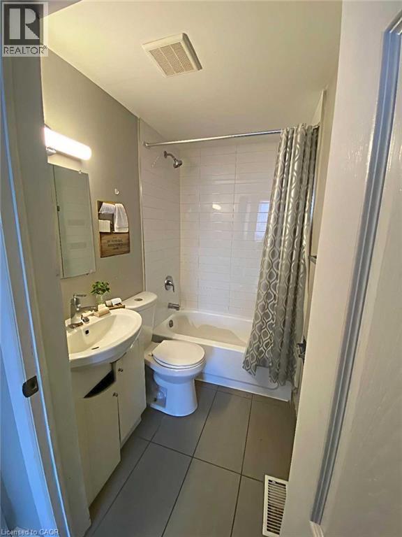 70 Victoria Avenue S Unit# 4, Hamilton, Ontario  L8N 2S7 - Photo 6 - 40814109