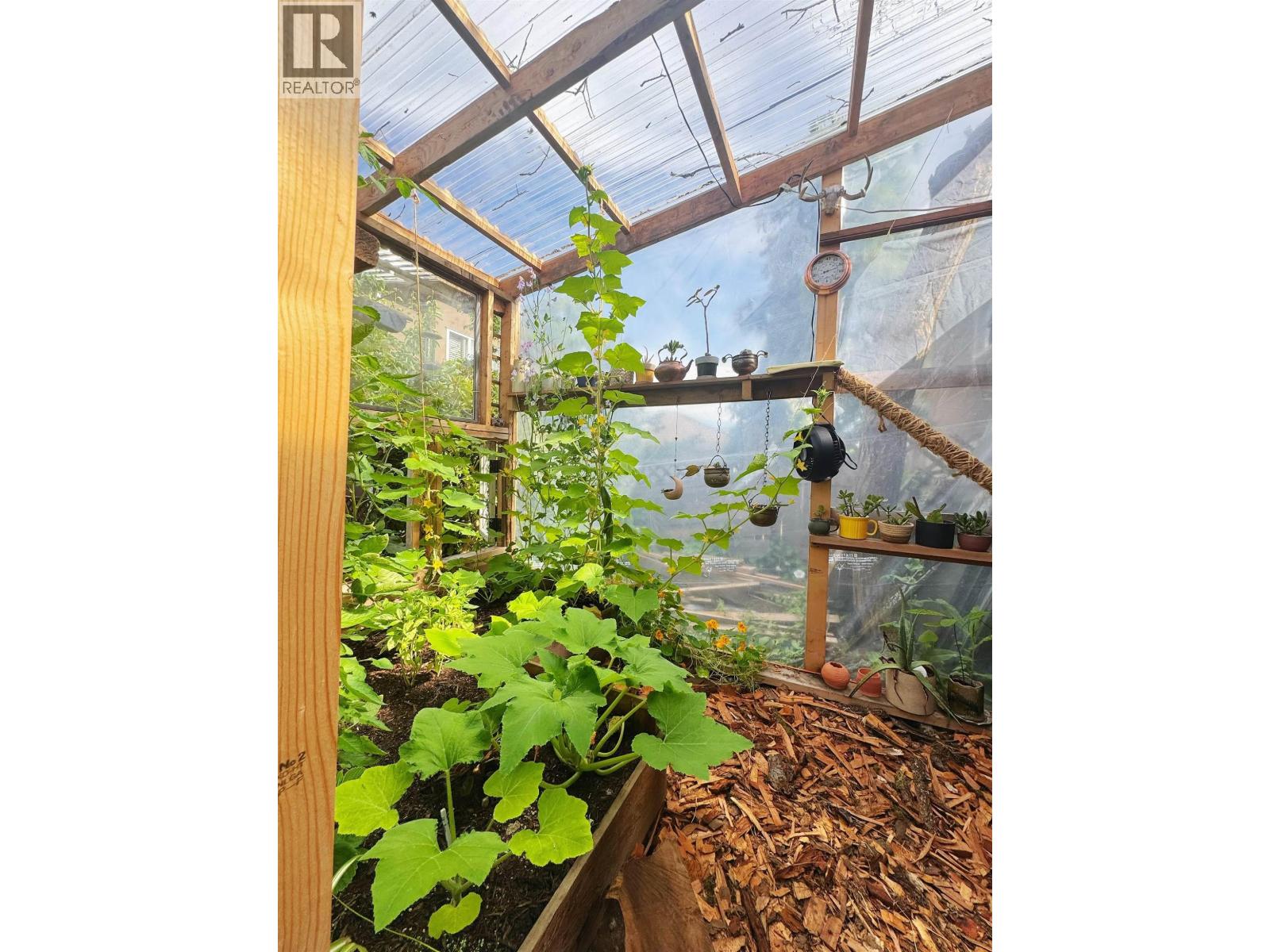 5569 Culloden Street, Vancouver, British Columbia  V5W 3R9 - Photo 17 - R3103096