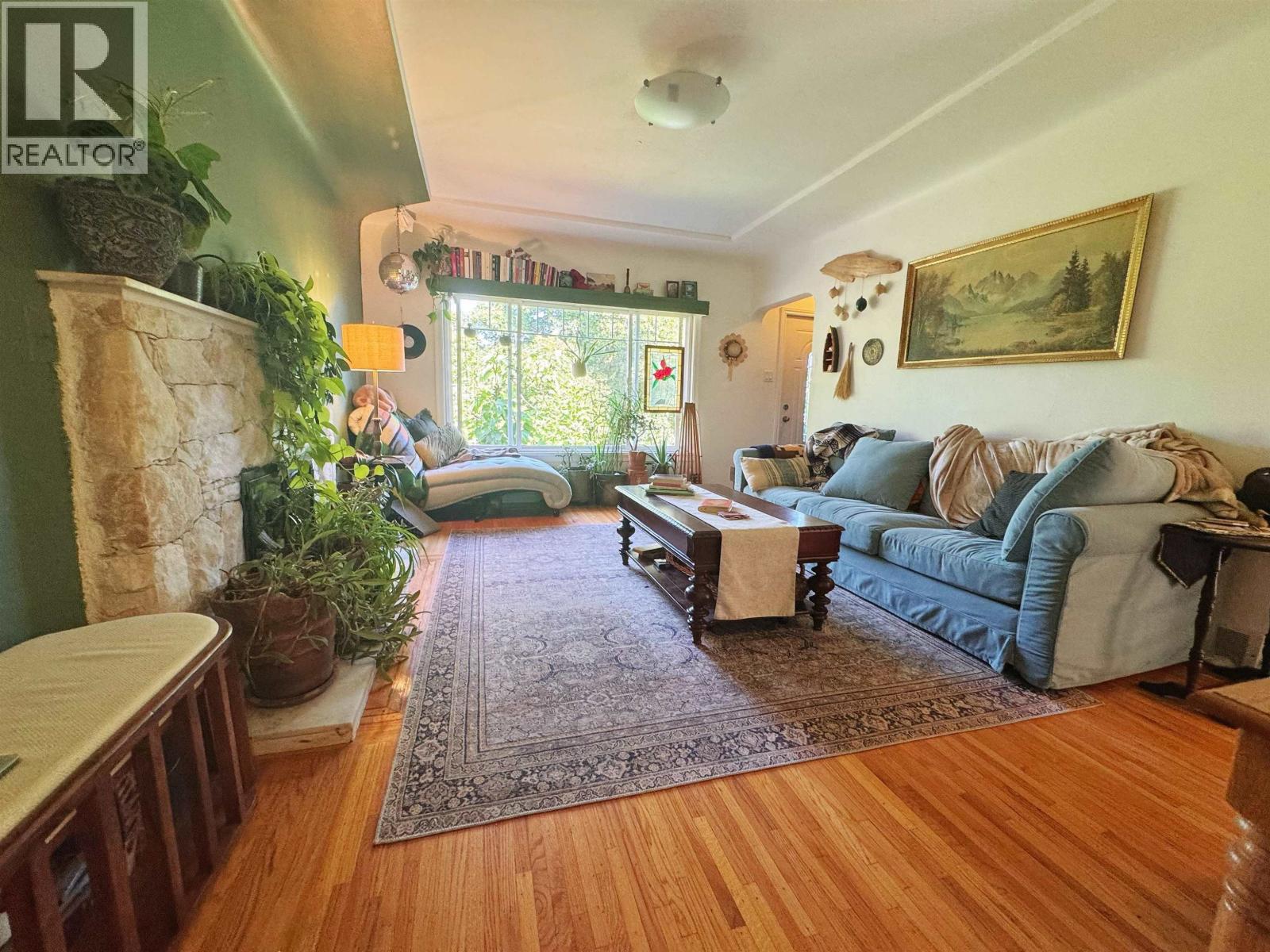 5569 Culloden Street, Vancouver, British Columbia  V5W 3R9 - Photo 2 - R3103096