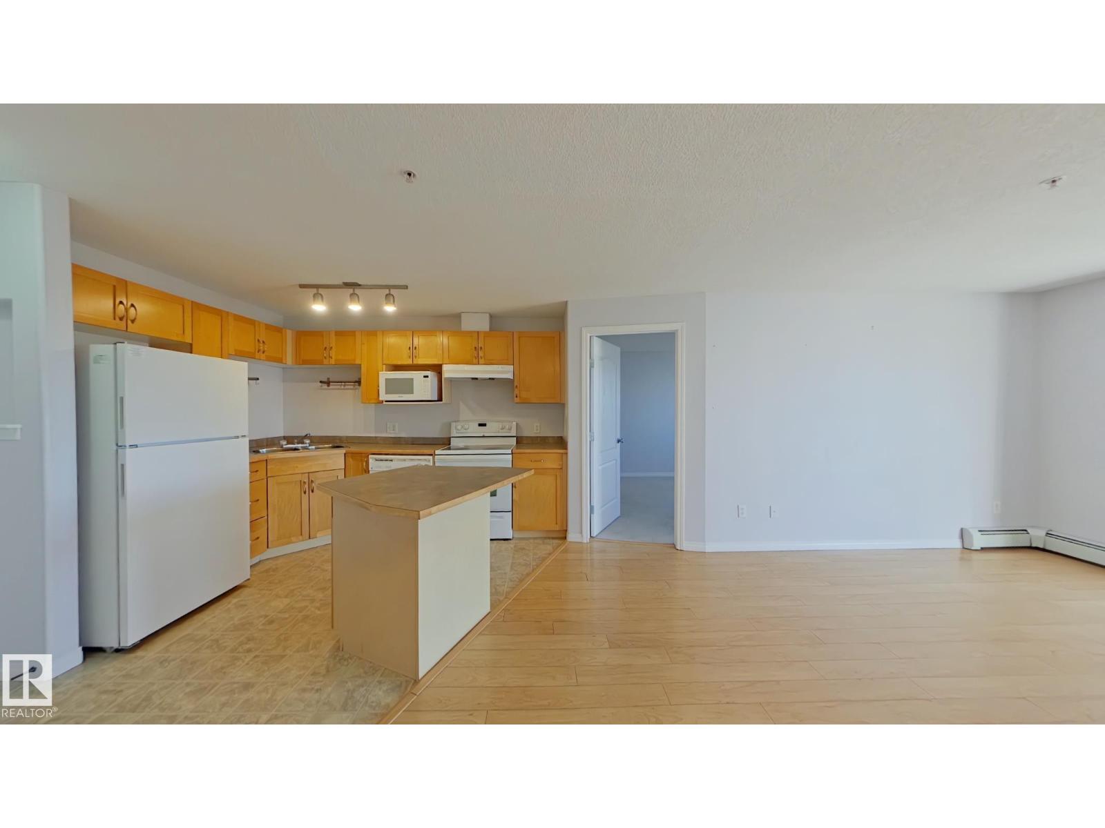 #335 3425 19 ST NW, edmonton, Alberta