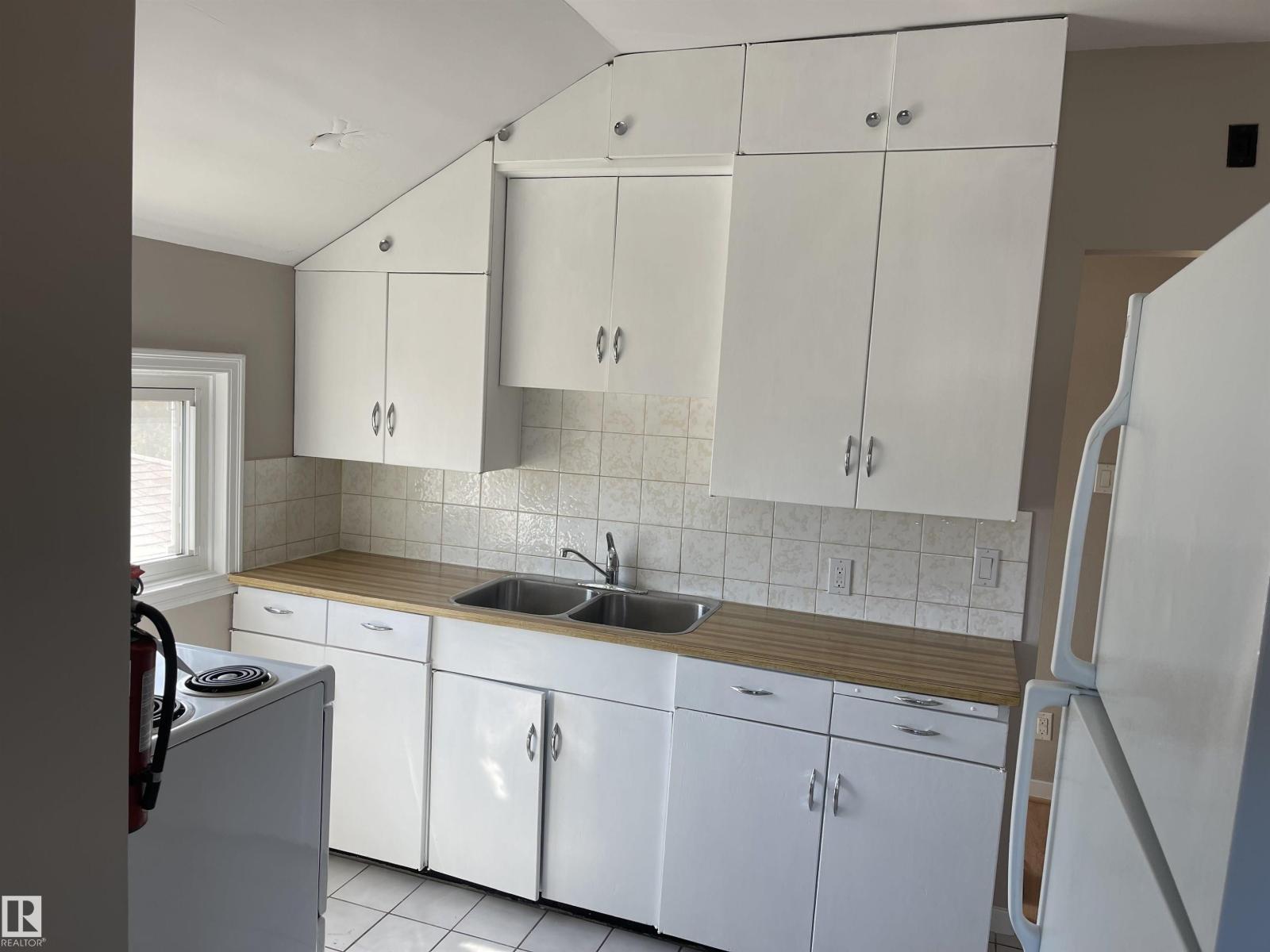 11161 96 St Nw, Edmonton, Alberta  T5G 1S8 - Photo 13 - E4478822