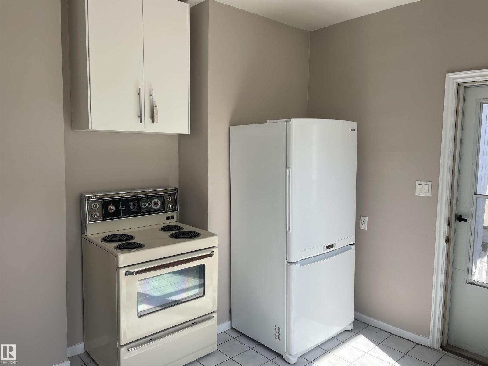 11161 96 St Nw, Edmonton, Alberta  T5G 1S8 - Photo 6 - E4478822