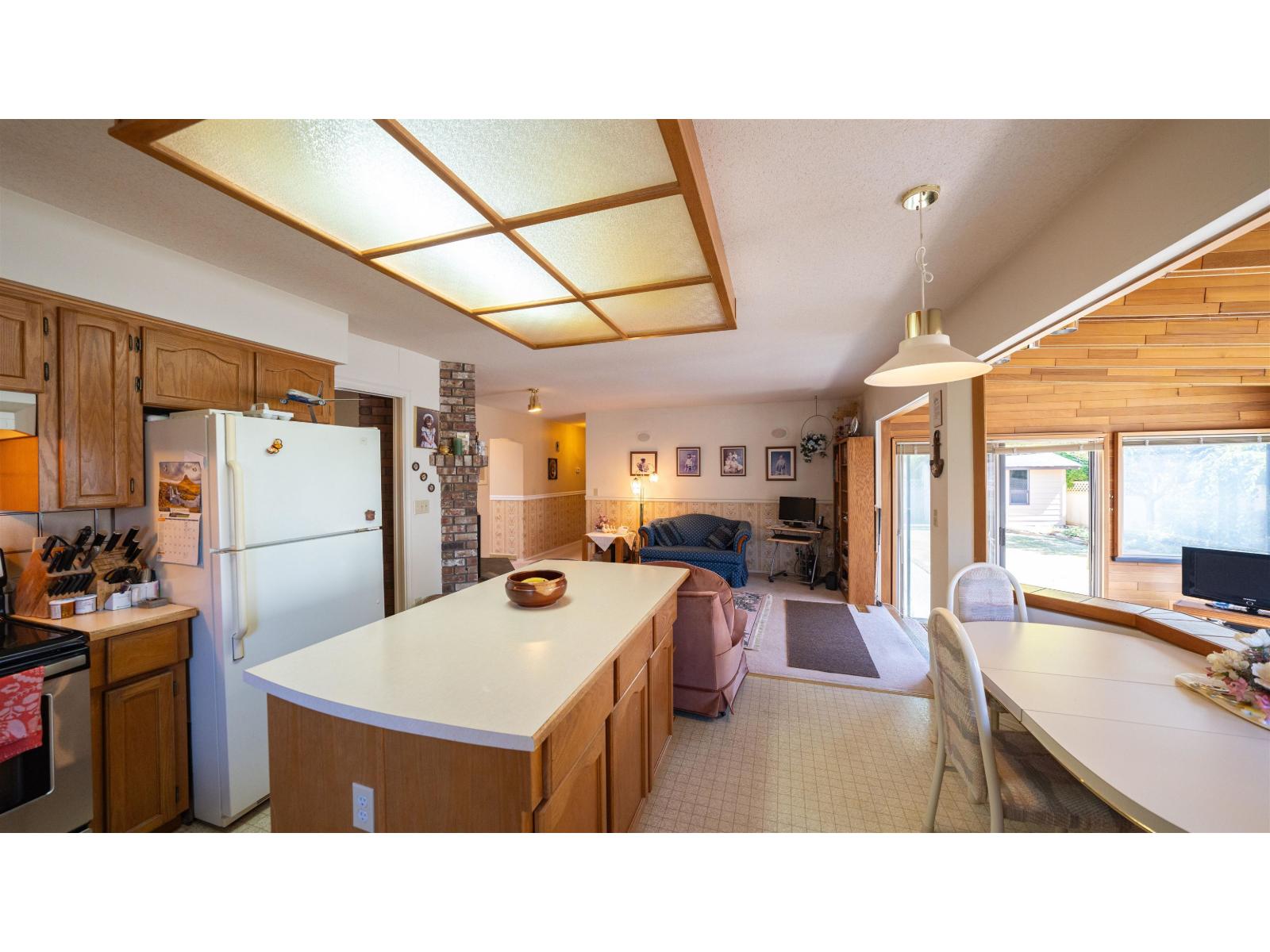 14076 19a Avenue, Surrey, British Columbia V4A 7Z6 - Photo 12 - R3100940