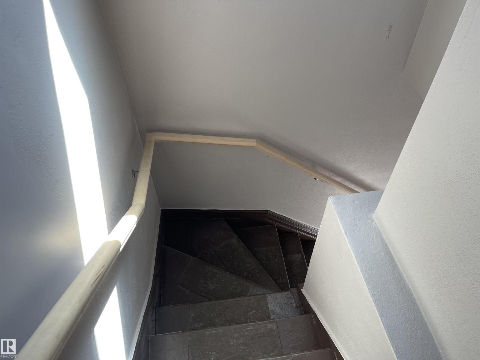 11161 96 St Nw, Edmonton, Alberta  T5G 1S8 - Photo 10 - E4478822