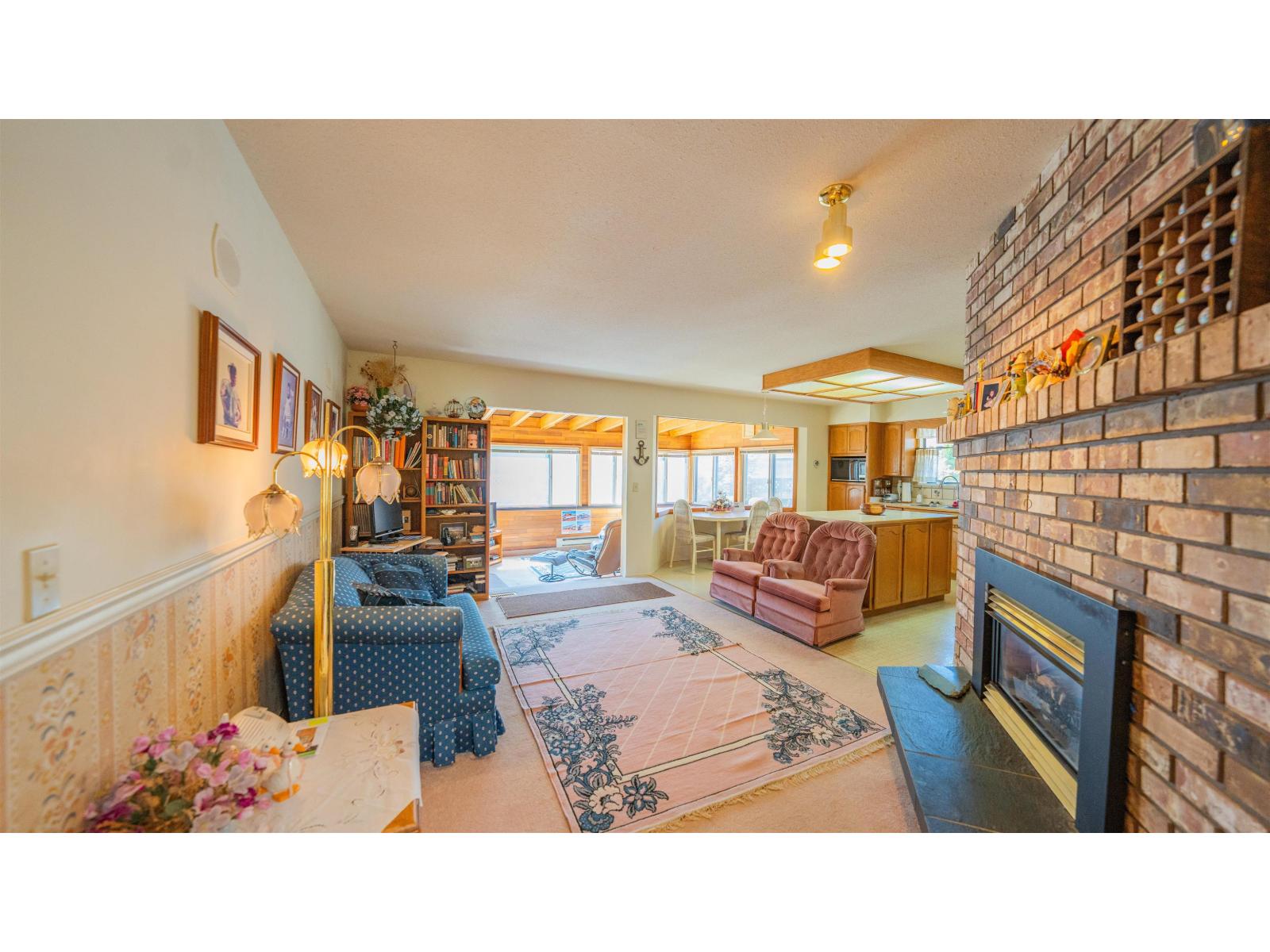 14076 19a Avenue, Surrey, British Columbia V4A 7Z6 - Photo 5 - R3100940