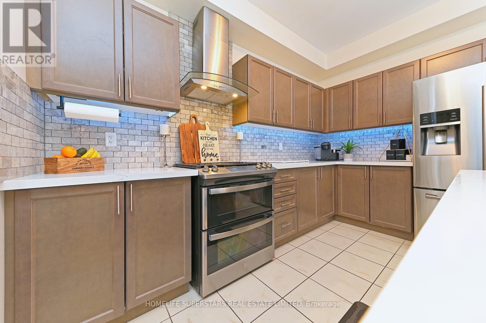 39 Knotty Pine Avenue, Cambridge, Ontario  N3H 0B8 - Photo 11 - X12920134