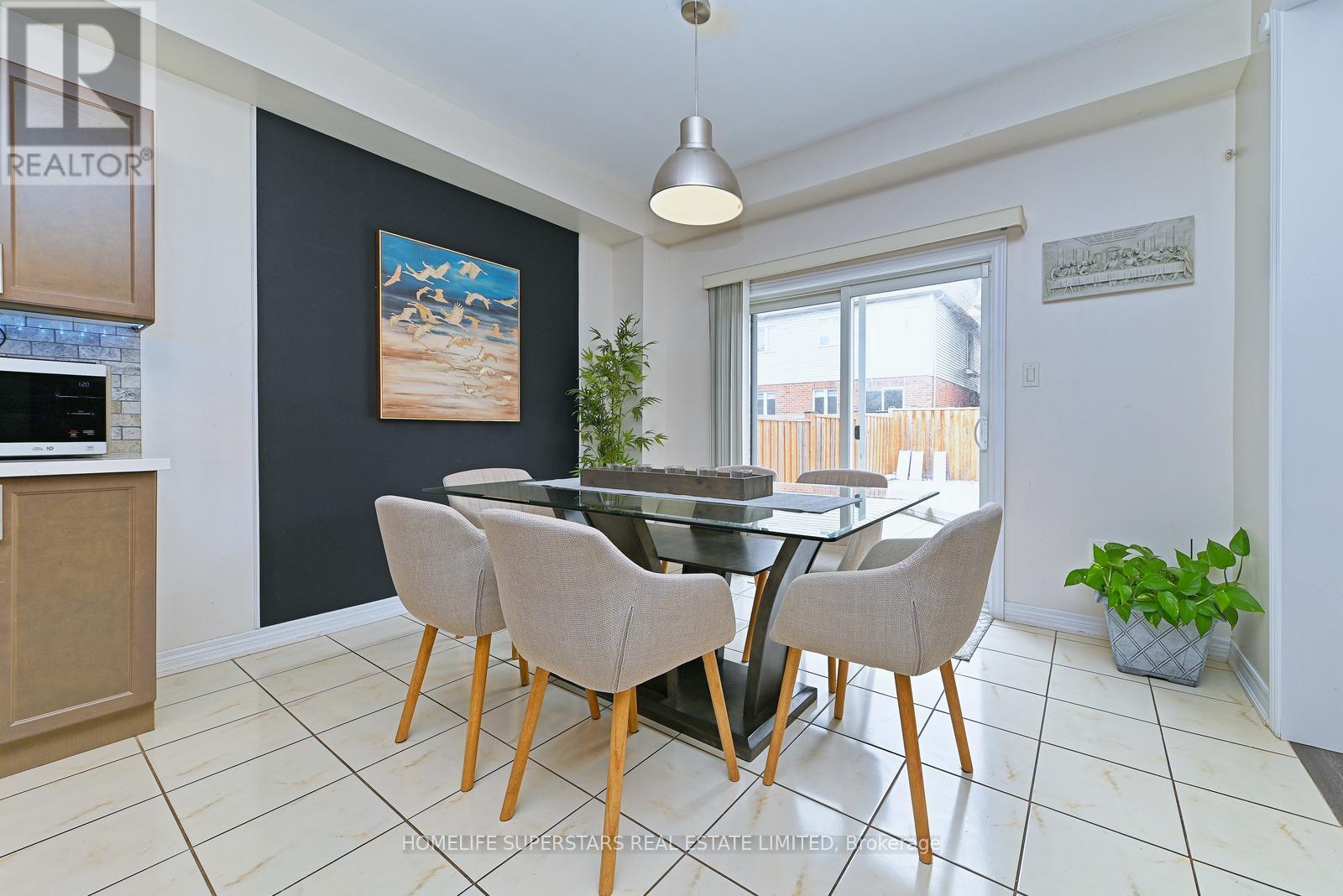 39 Knotty Pine Avenue, Cambridge, Ontario  N3H 0B8 - Photo 14 - X12920134