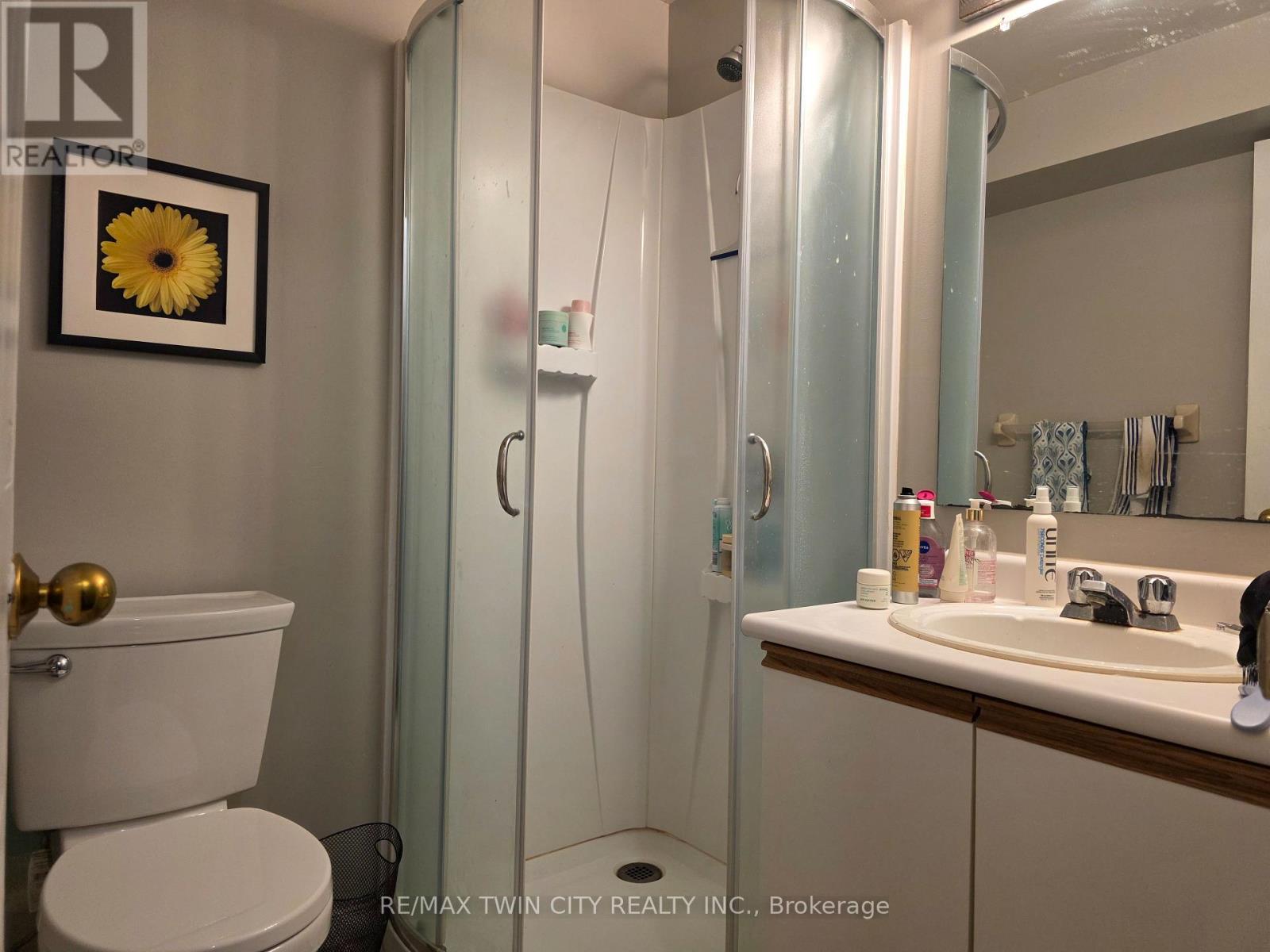 6 - 250 Keats Way, Waterloo, Ontario  N2L 6J5 - Photo 8 - X12920166