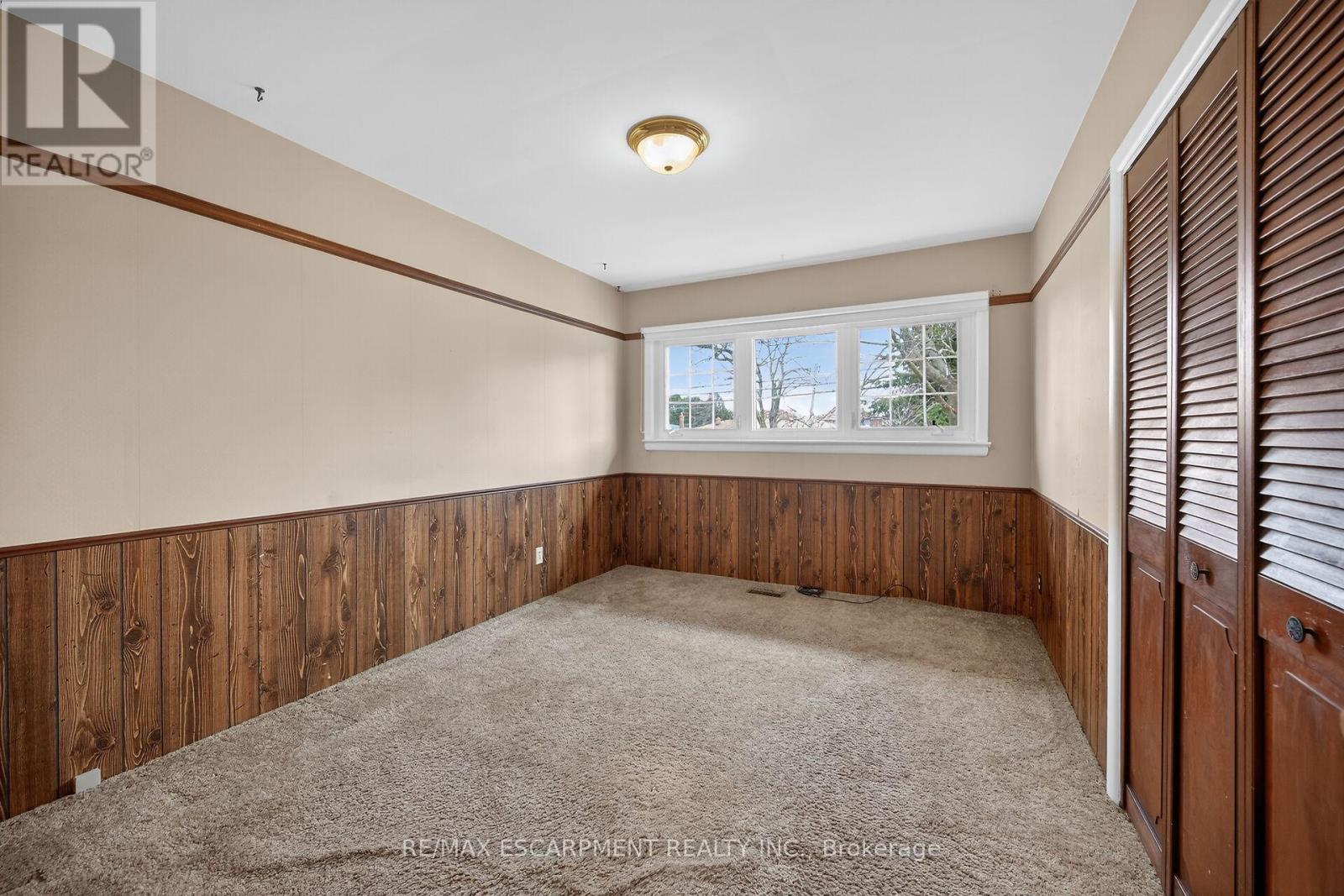 156 Chesley Street, Hamilton, Ontario  L9C 3W3 - Photo 13 - X12920220