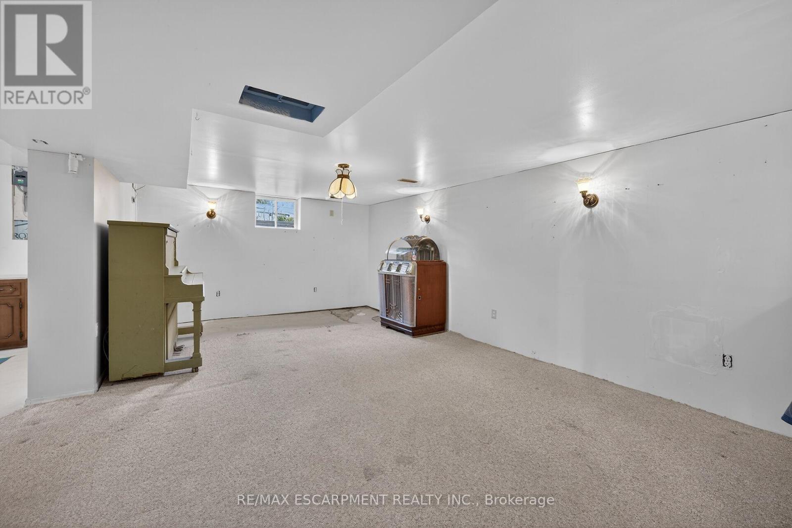 156 Chesley Street, Hamilton, Ontario  L9C 3W3 - Photo 23 - X12920220