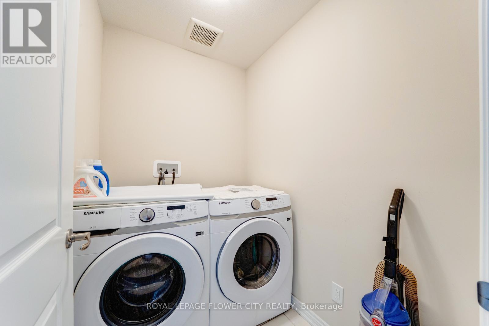 24 Sycamore Street, Welland, Ontario L3C 0H8 - Photo 25 - X12920272