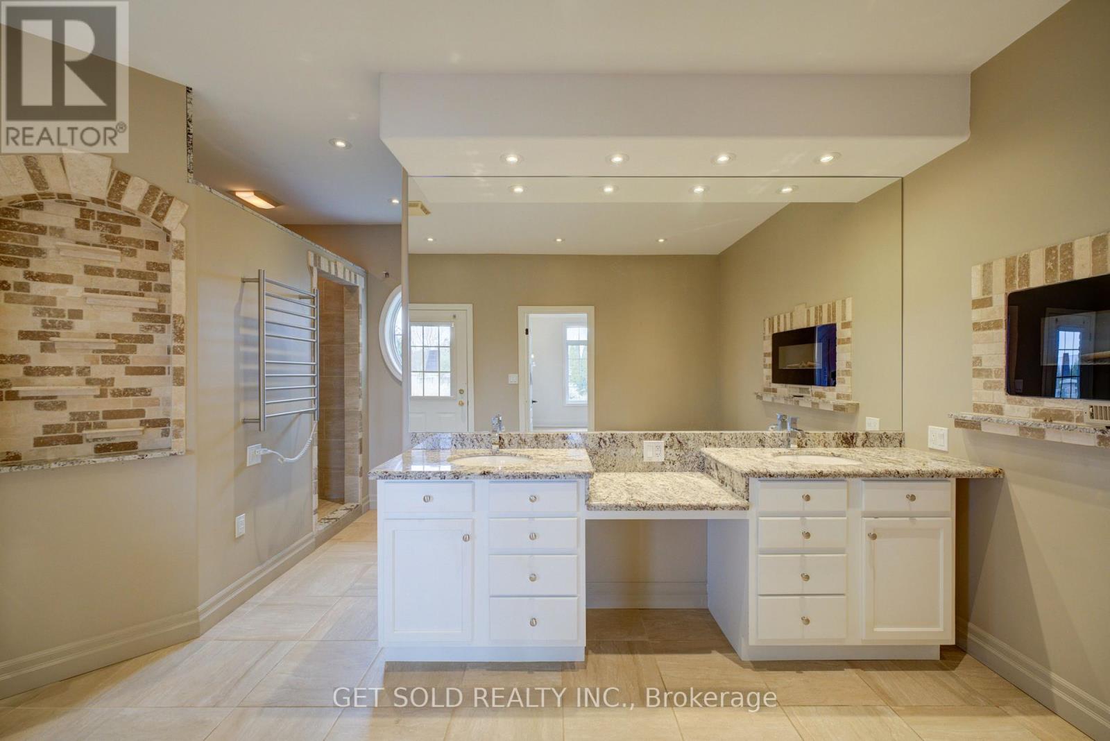 214 Maple Avenue S, Brant, Ontario  N0E 1A0 - Photo 18 - X12920282