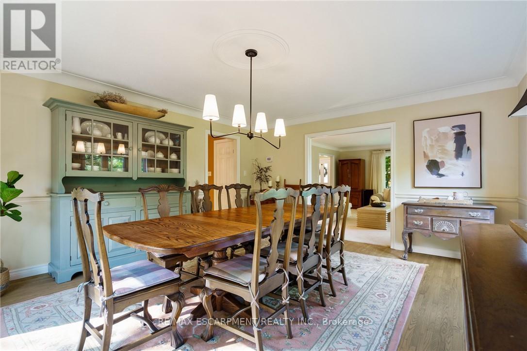 373 Brookview Court, Hamilton, Ontario  L9G 4E6 - Photo 11 - X12920288