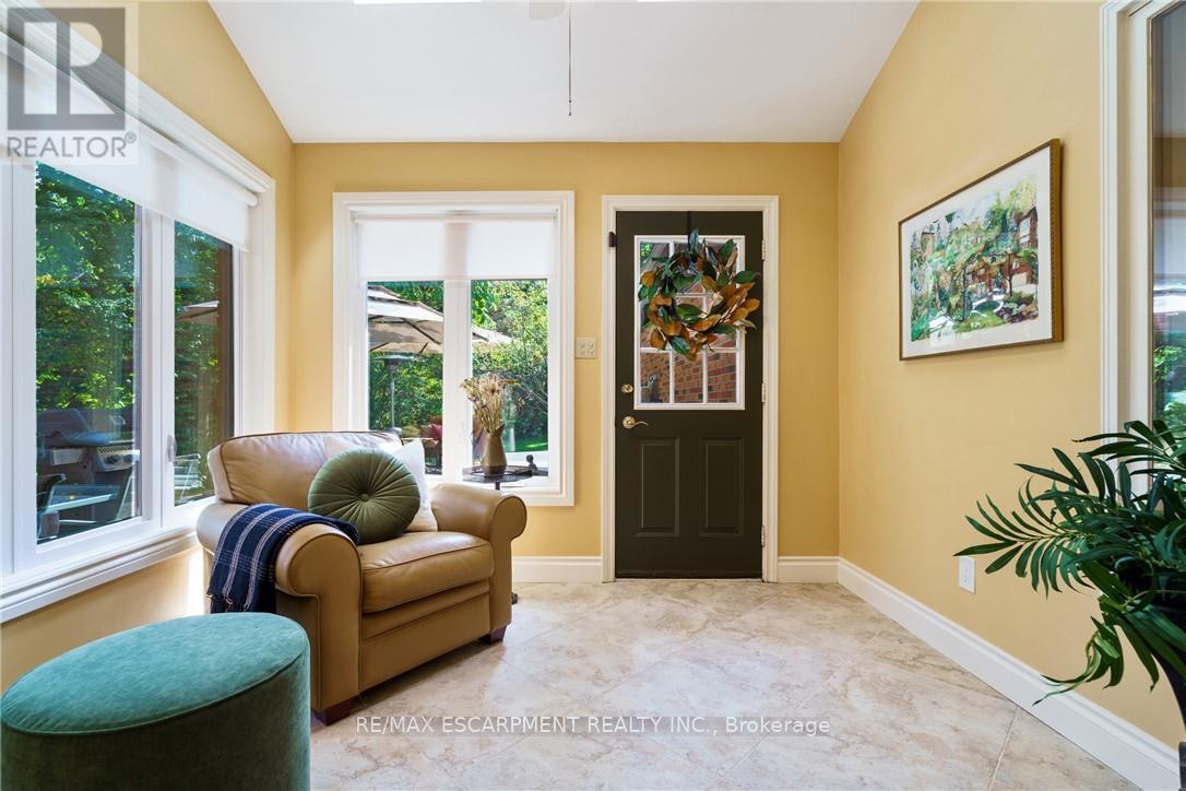 373 Brookview Court, Hamilton, Ontario  L9G 4E6 - Photo 24 - X12920288