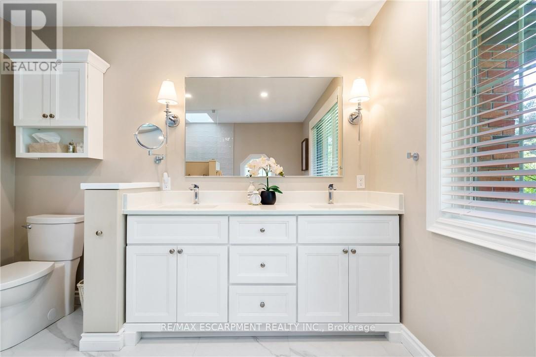 373 Brookview Court, Hamilton, Ontario  L9G 4E6 - Photo 29 - X12920288