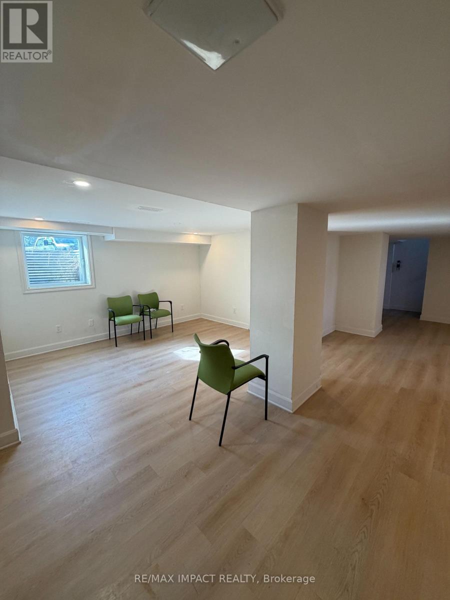 Bsmt - 20 Gillrie Court, Brantford, Ontario  N3R 2Z9 - Photo 10 - X12920330