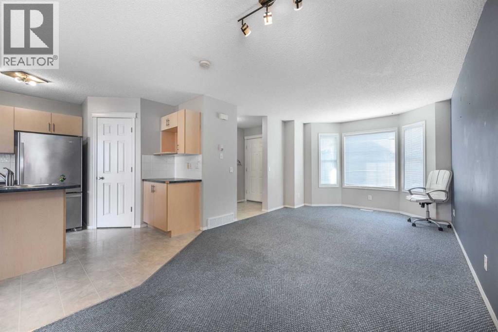 171 Saddlemead Green Ne, Calgary, Alberta  T3J 4M8 - Photo 7 - A2295081