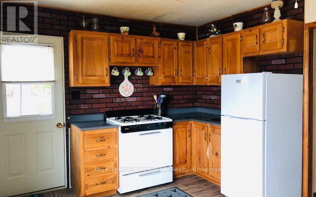 1055e Argo Run, Mattawan, Ontario  P0H 1V0 - Photo 31 - X12918916