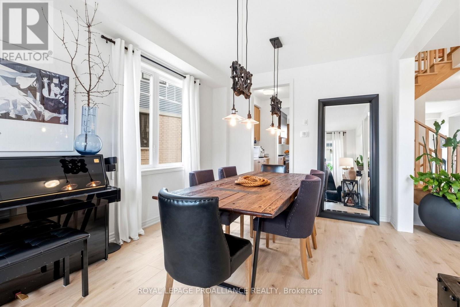 998 Trailsview Avenue, Cobourg, Ontario  K9A 4K3 - Photo 10 - X12919850