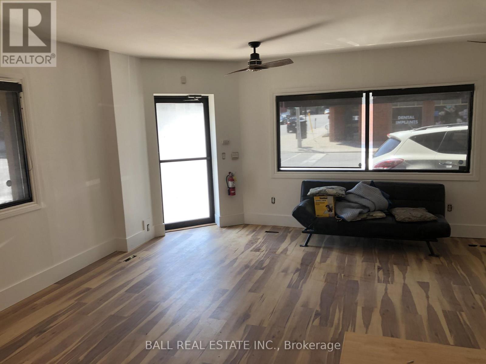 222 Wellington Street, Kingston, Ontario  K7K 2Y8 - Photo 2 - X12920410