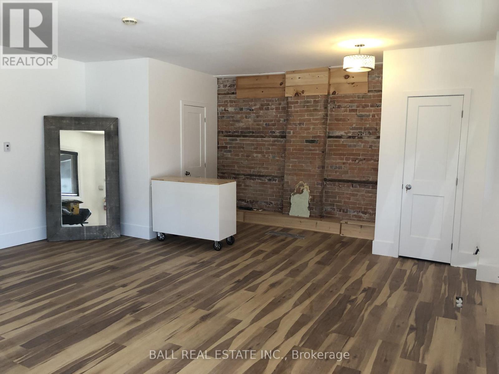 222 Wellington Street, Kingston, Ontario  K7K 2Y8 - Photo 3 - X12920410