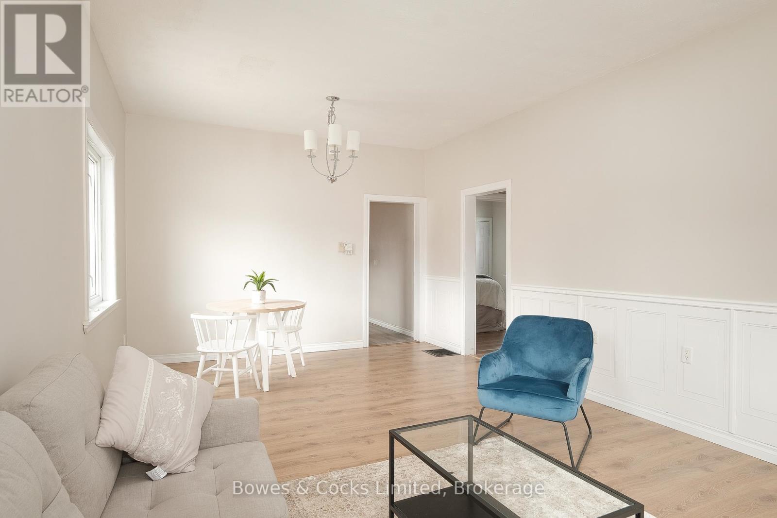 164 Prince Street, Peterborough, Ontario  K9J 2A4 - Photo 7 - X12920420