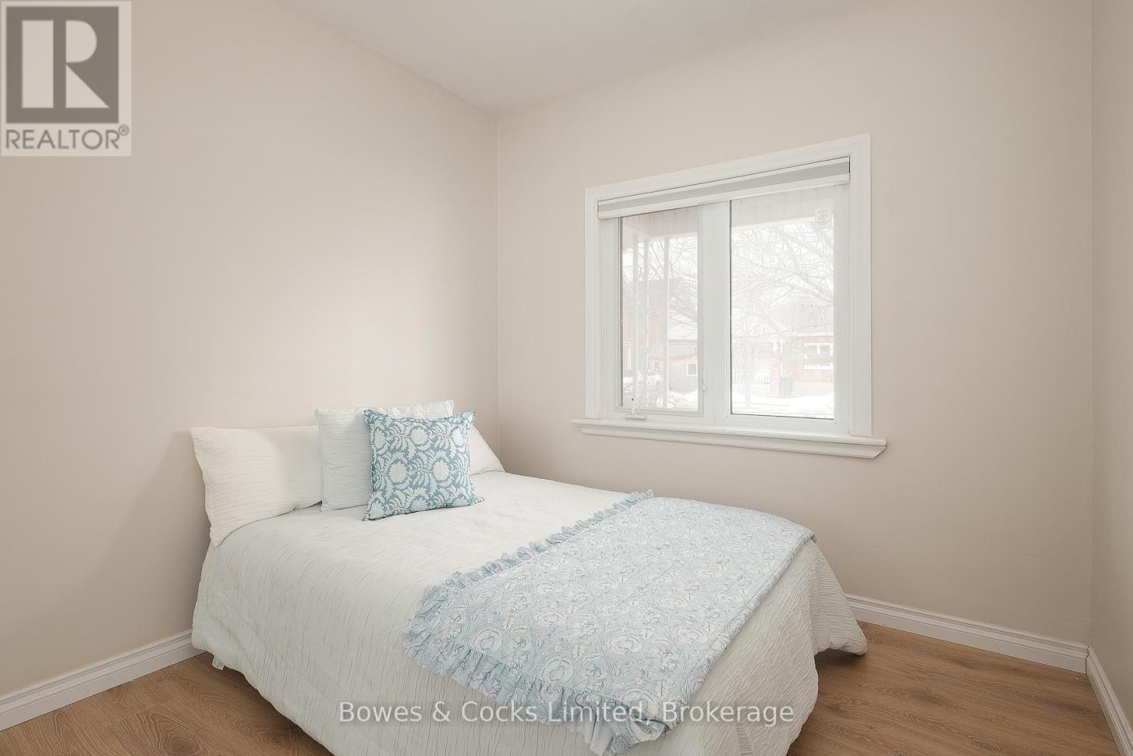 164 Prince Street, Peterborough, Ontario  K9J 2A4 - Photo 8 - X12920420