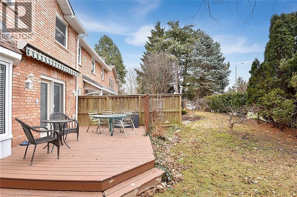 230 Meadowbrook Drive Unit# 8, Ancaster, Ontario  L9G 4V2 - Photo 37 - 40799559