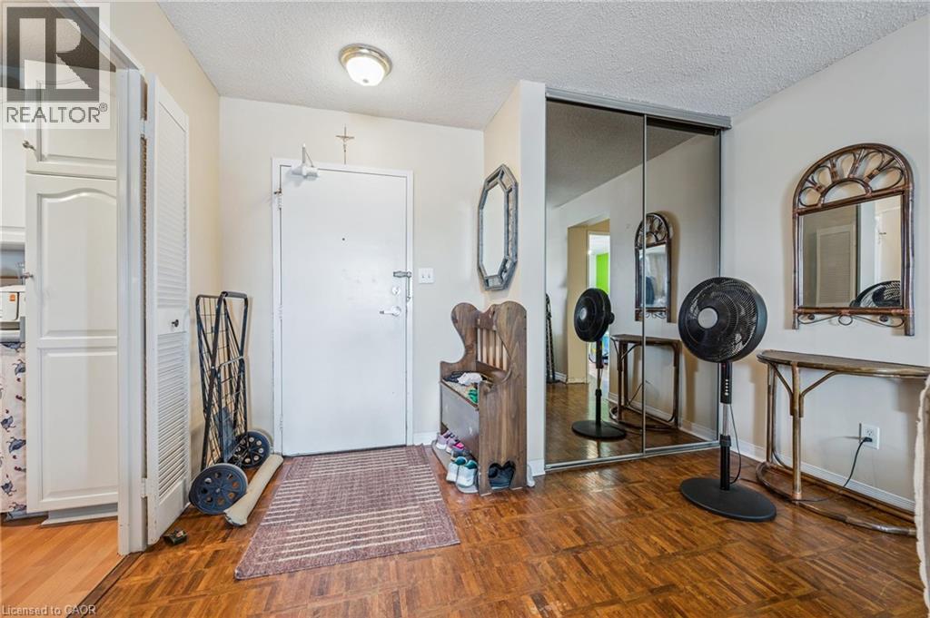 225 Harvard Place Unit# 1510, Waterloo, Ontario  N2J 4H4 - Photo 9 - 40803777