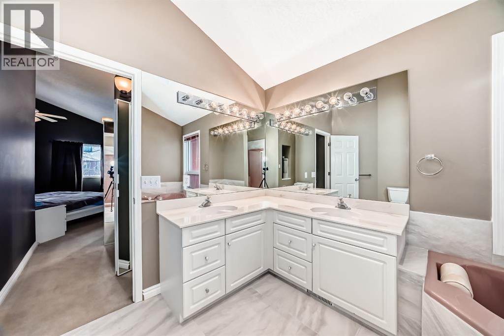 8373 Edgevalley Drive Nw, Calgary, Alberta  T3A 4X6 - Photo 19 - A2281096