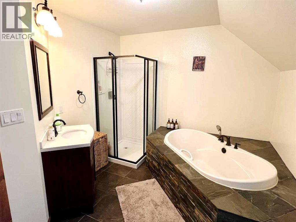 107 Poplar Avenue, Trochu, Alberta  T0M 2C0 - Photo 25 - A2281244