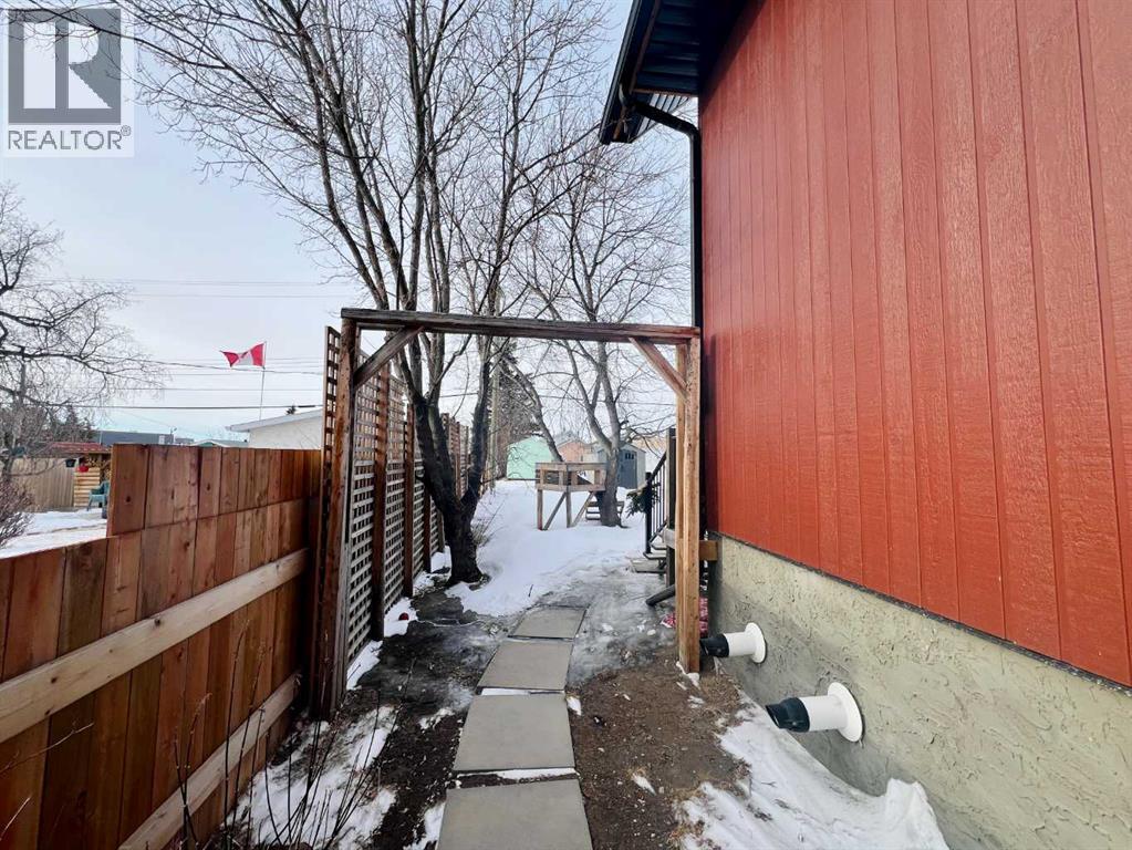 107 Poplar Avenue, Trochu, Alberta  T0M 2C0 - Photo 35 - A2281244