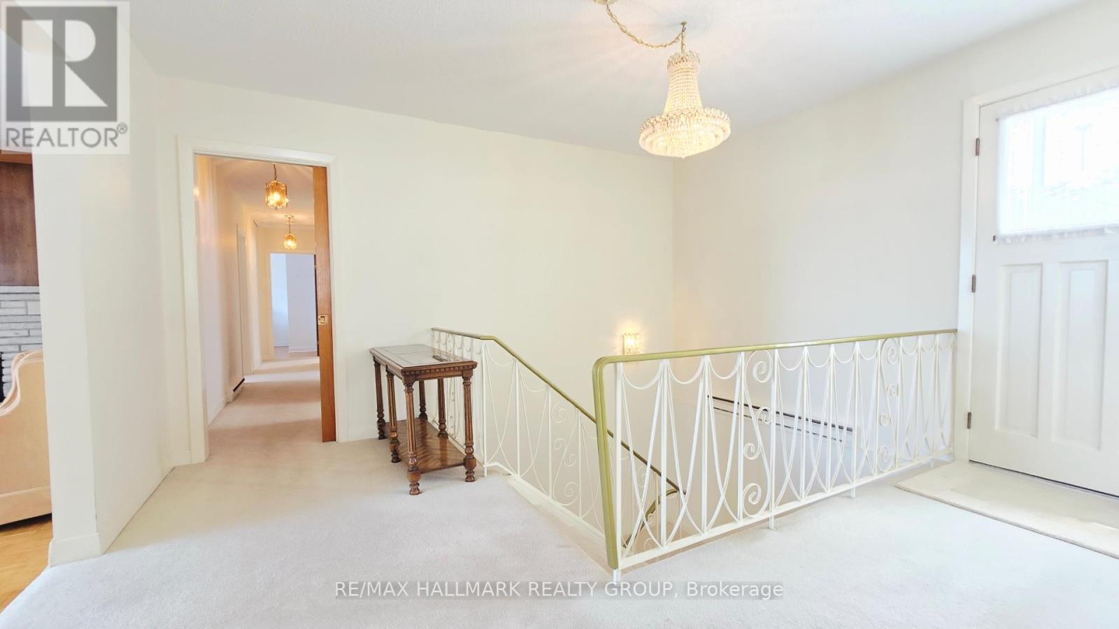 44 Foothills Drive, Ottawa, Ontario  K2H 6K3 - Photo 12 - X12920400