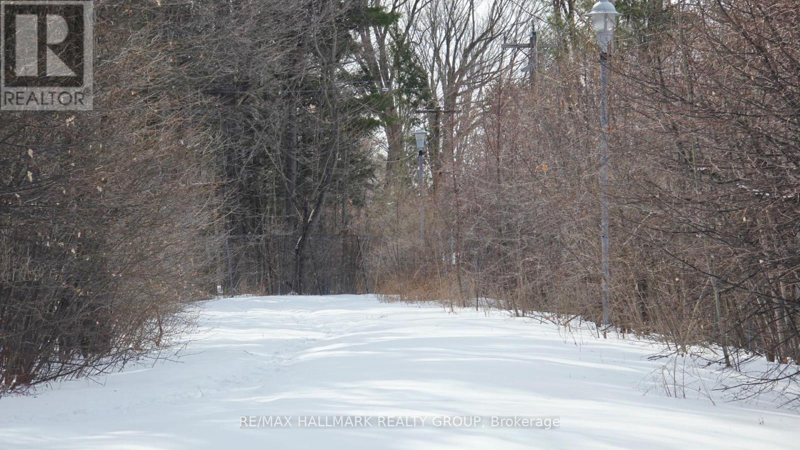 44 Foothills Drive, Ottawa, Ontario  K2H 6K3 - Photo 33 - X12920400