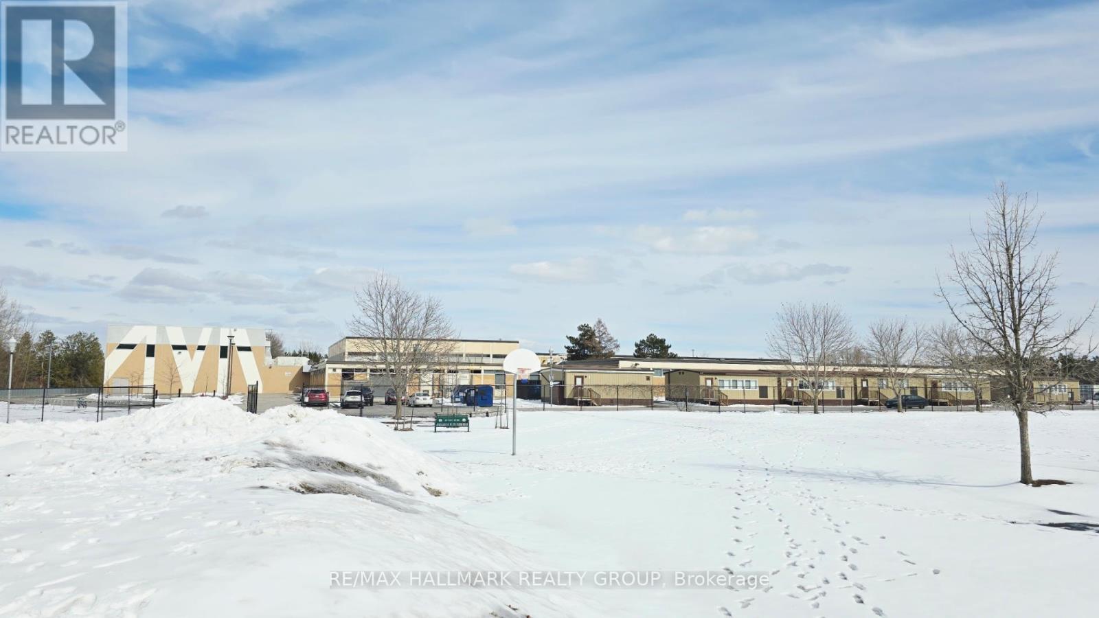 44 Foothills Drive, Ottawa, Ontario  K2H 6K3 - Photo 34 - X12920400