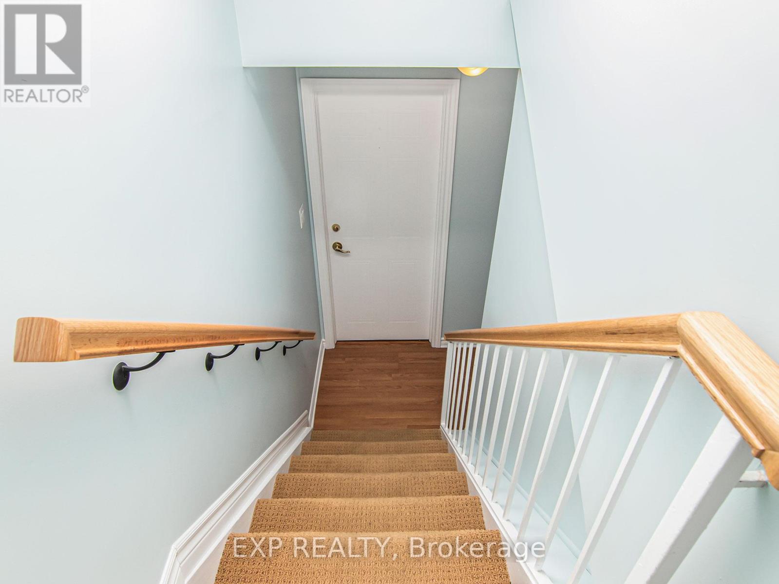 B - 640 Morin Street, Ottawa, Ontario  K1K 3G9 - Photo 3 - X12920414