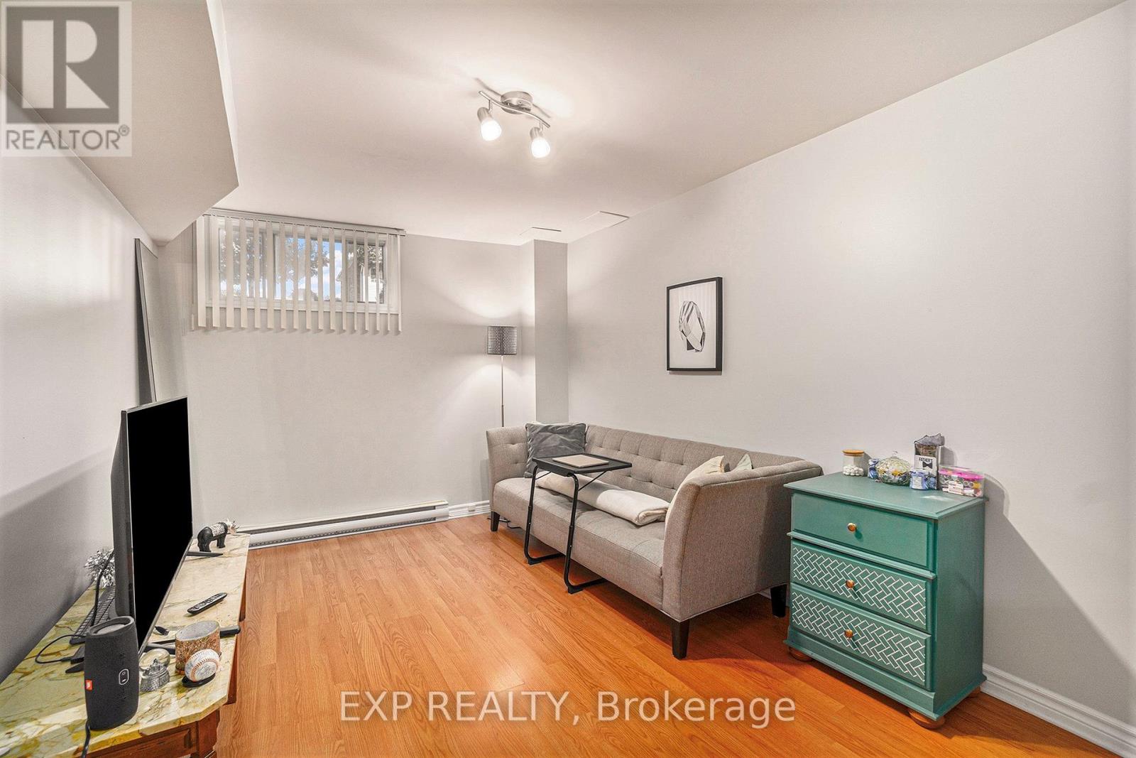 B - 640 Morin Street, Ottawa, Ontario  K1K 3G9 - Photo 6 - X12920414