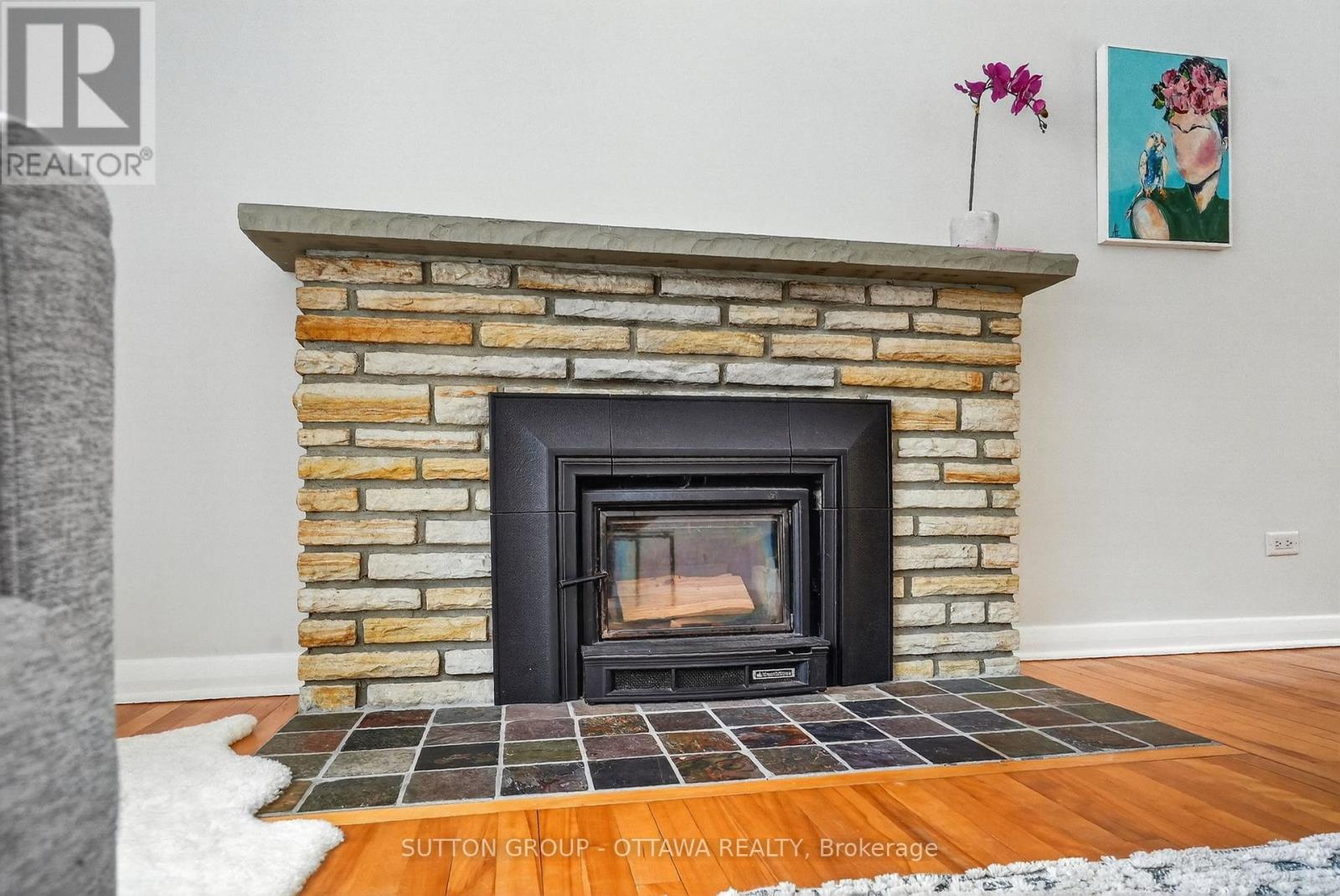 499 Neighbourhood Way, Ottawa, Ontario  K1G 0J3 - Photo 9 - X12920444