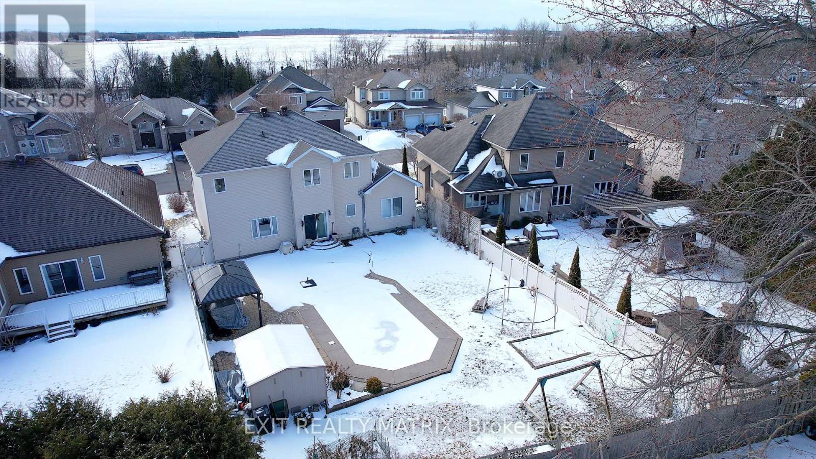 48 De La Rive Drive, Russell, Ontario  K0A 1W0 - Photo 43 - X12920460