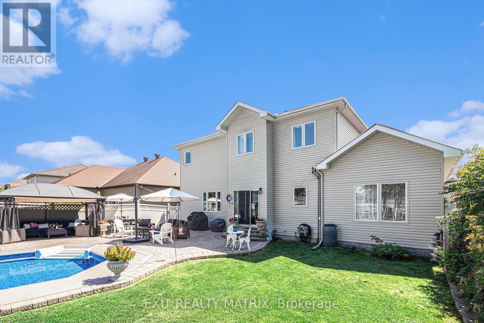 48 De La Rive Drive, Russell, Ontario  K0A 1W0 - Photo 45 - X12920460