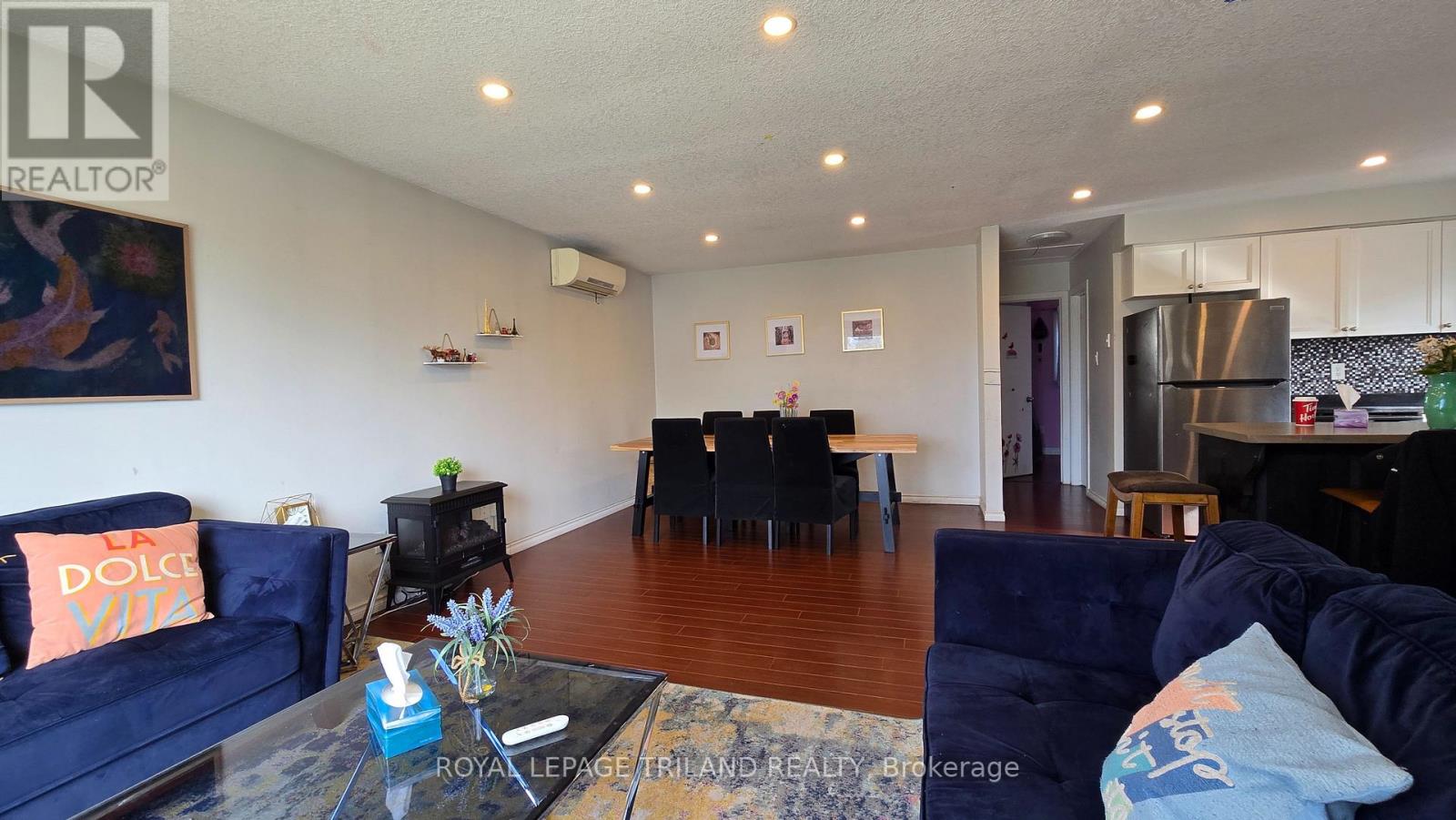 104 Speight Crescent, London East, Ontario  N5V 3W8 - Photo 6 - X12920516