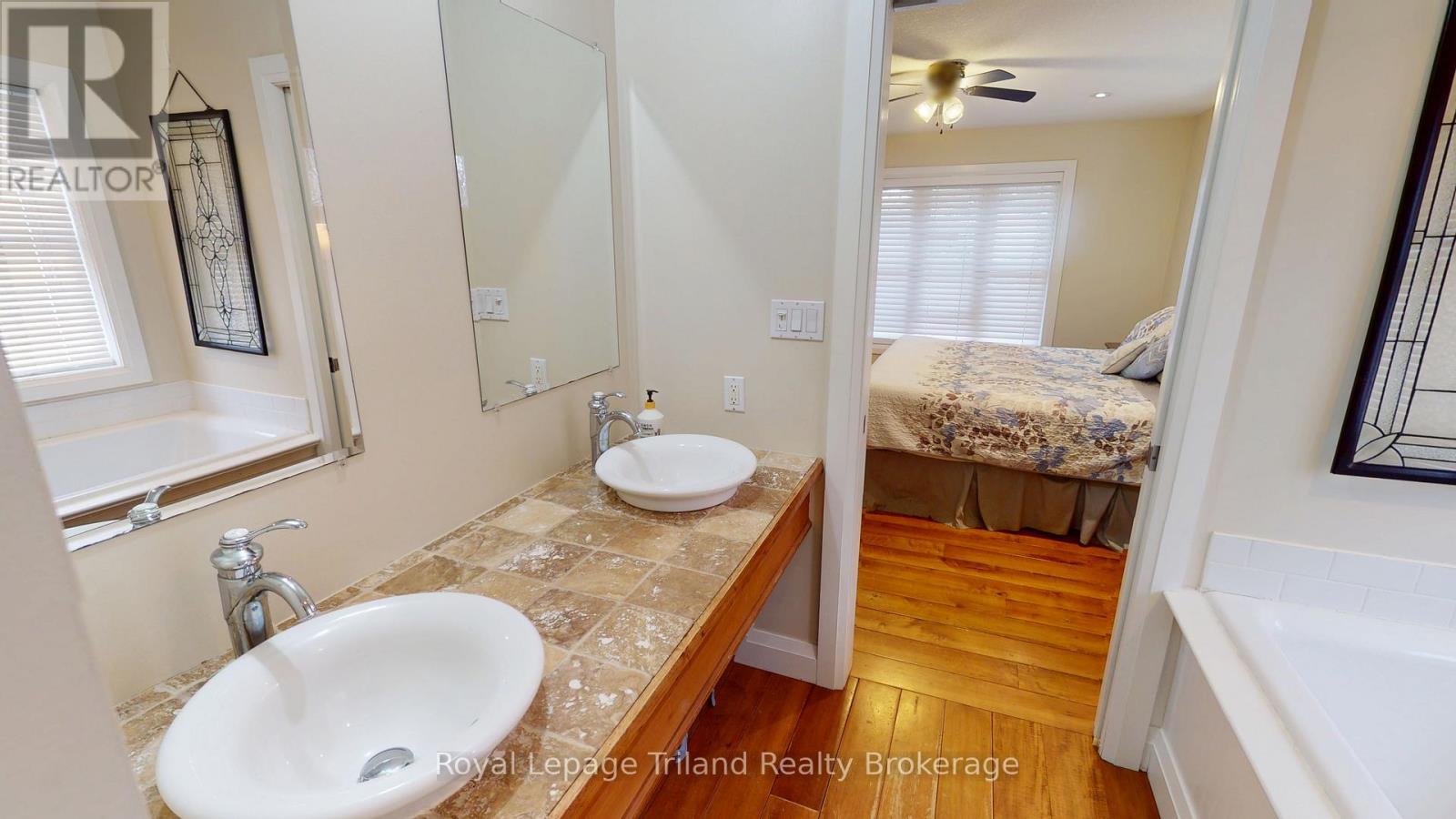 20 Centennial Crescent, Wilmot, Ontario  N3A 1K9 - Photo 13 - X12920476